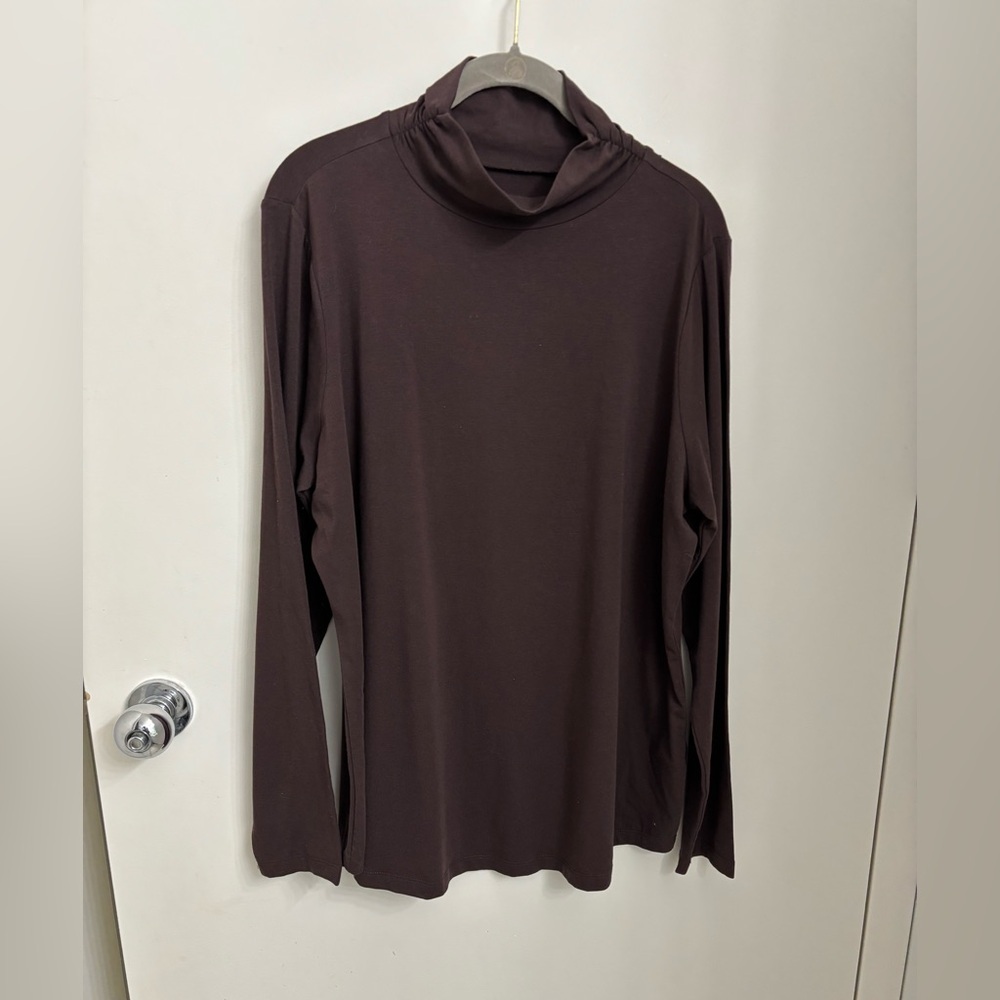 Belle by Kim Gravel turtleneck/mock neck k pullover
